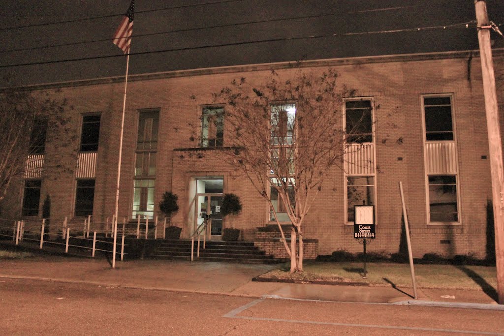Clay County Courthouse - Built 1957 - West Point, MS
