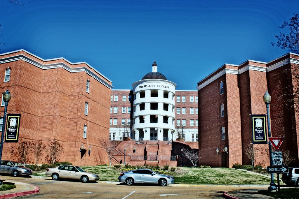 Mississippi College - Mary Nelson Hall