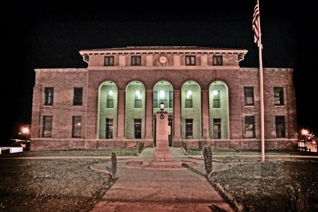 Prentiss County Courthouse - Built 1925 - Booneville, MS