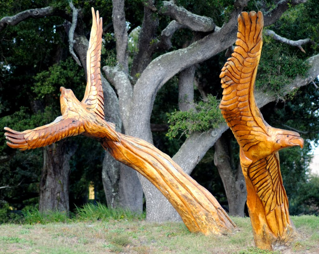 Tree Carving on the beach in Long Beach, Mississippi