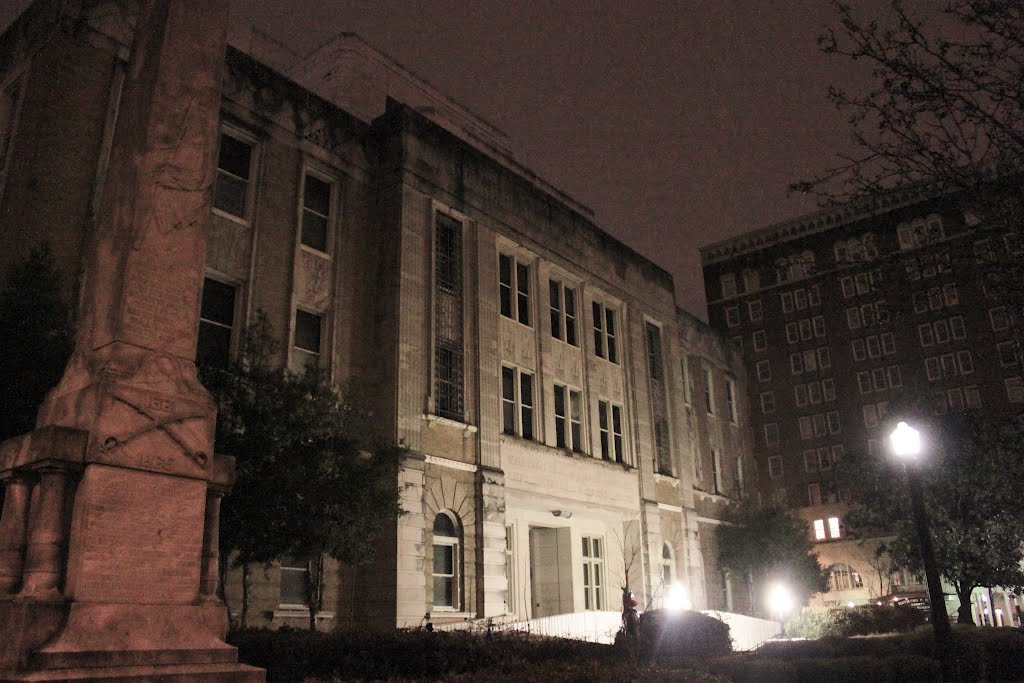 Lauderdale County Courthouse - Built 1903 - Meridian, MS