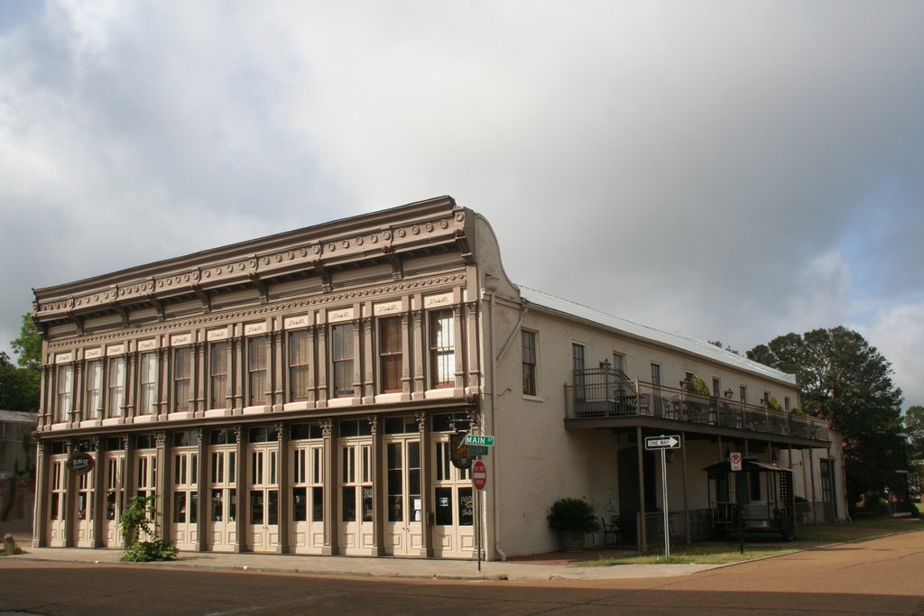 Natchez, Bowie Tavern