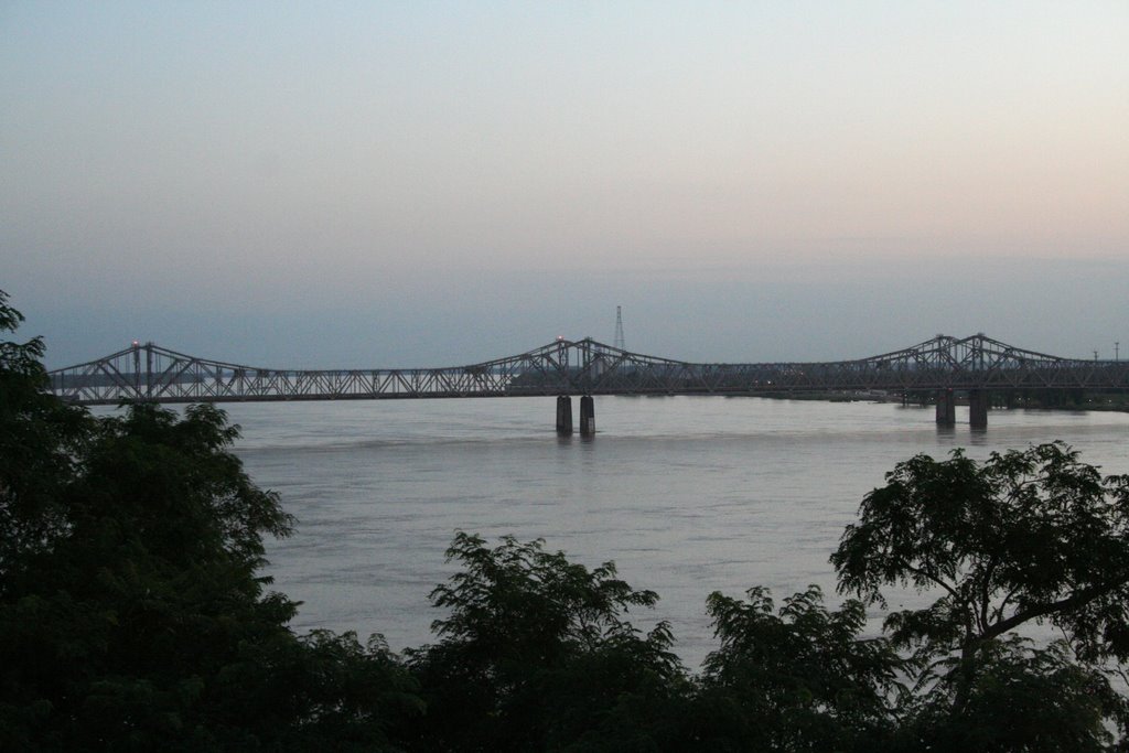 Natchez, Bridge on the Mississippi River