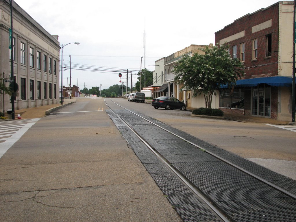 New Albany Street Tracks