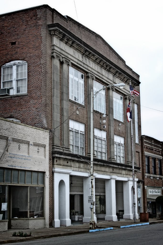 Chickasaw County Courthouse - Built 1925 - Okolona, MS
