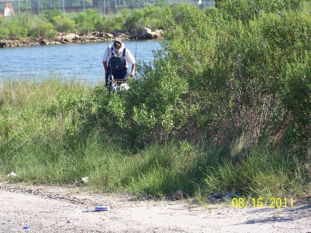 oldman fishing lake yazoo