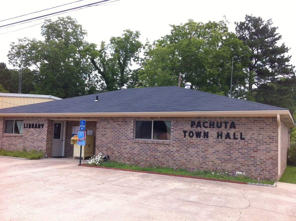Pachuta Town Hall