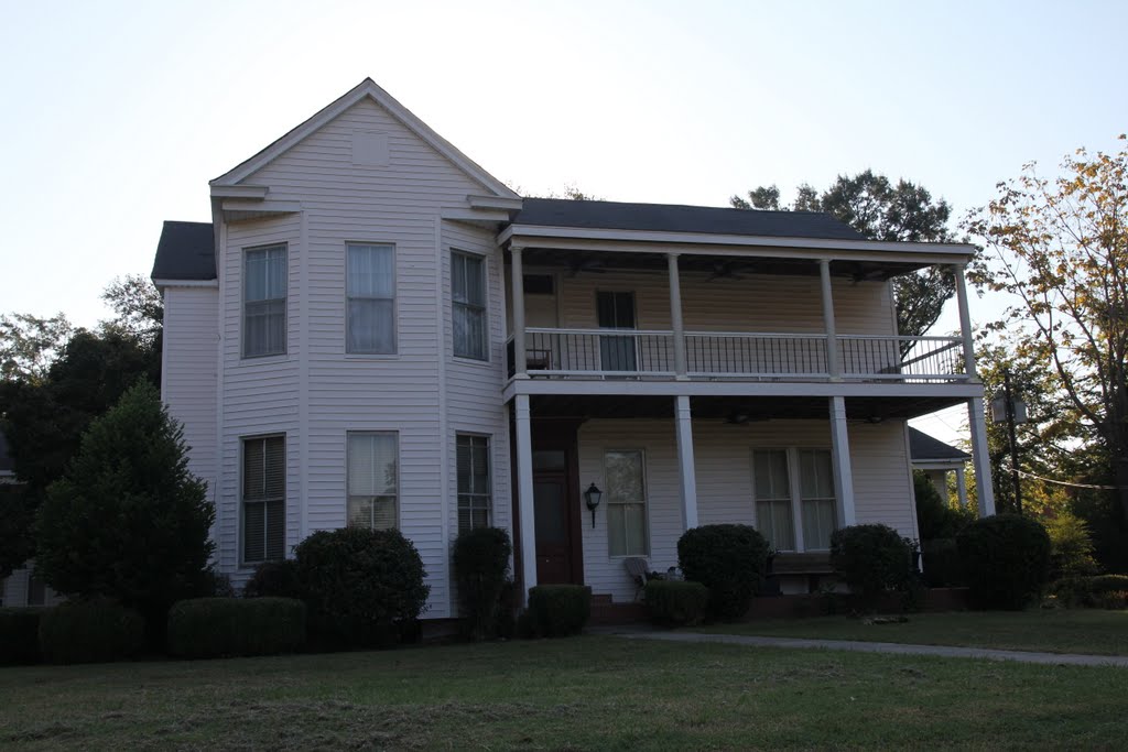 Four Pillars Bed & Breakfast