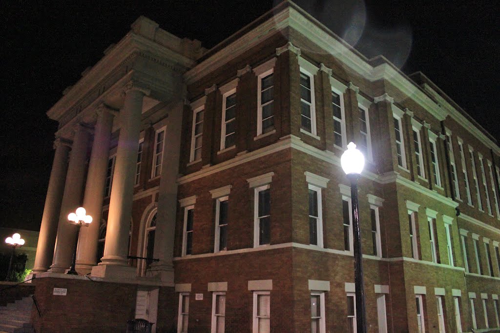 Forrest County Courthouse - Built 1922 - Hattiesburg, MS
