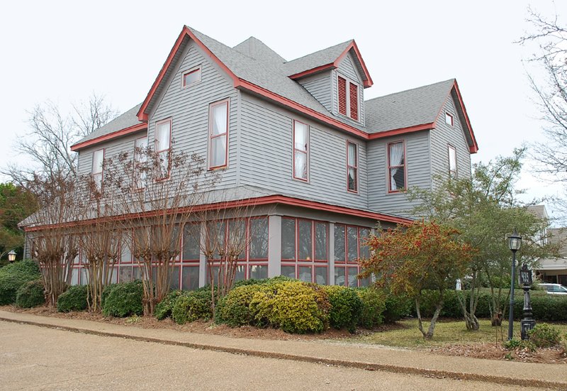 Bridges-Hall Manor Bed and Breakfast