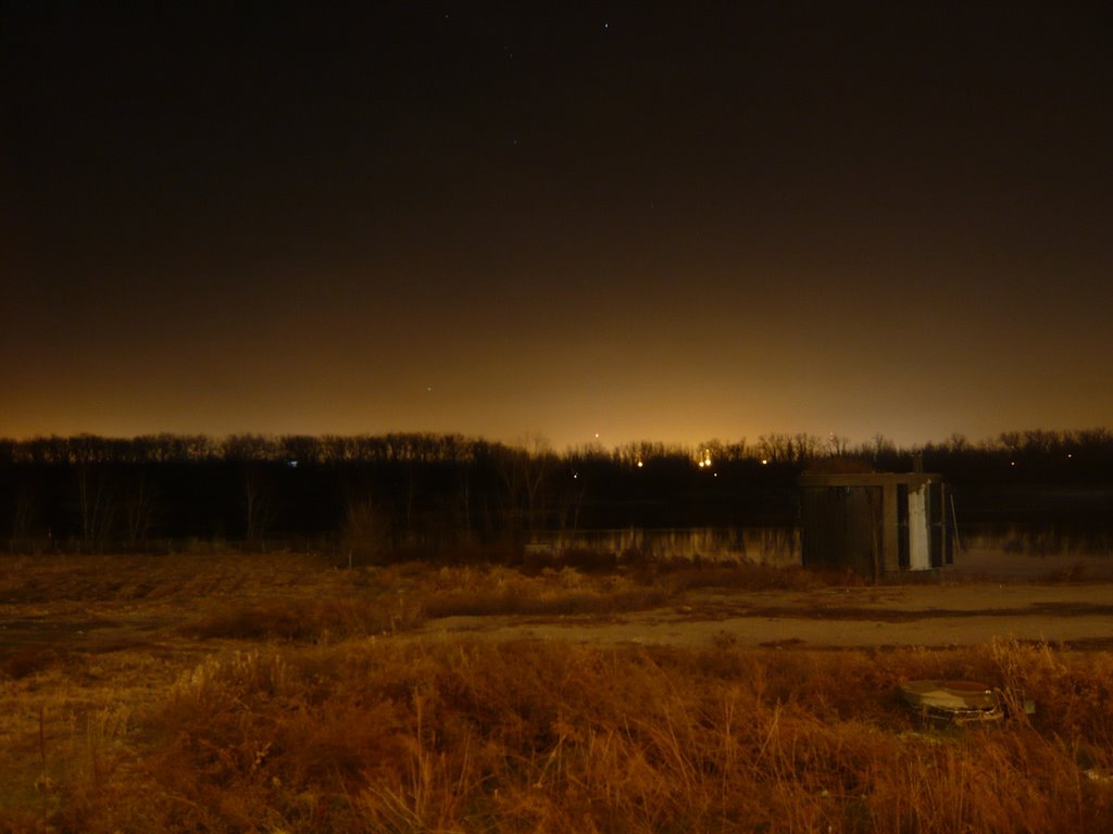harrahs casino, kansas city. missouri river. night time. 12/14/07