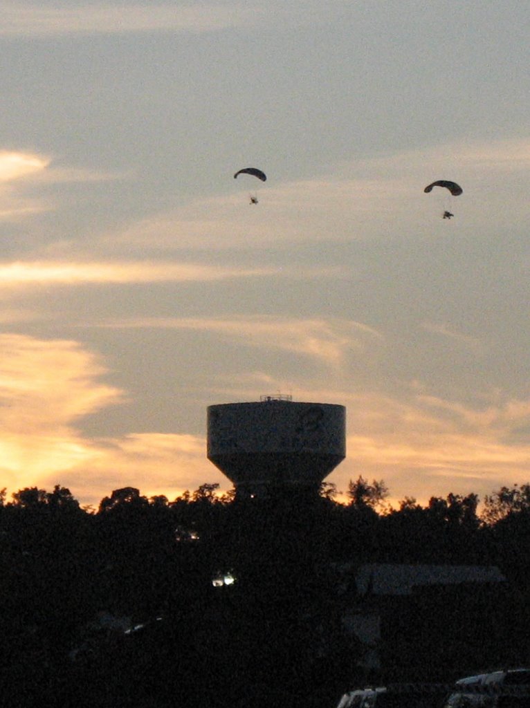 Skydivers over Branson