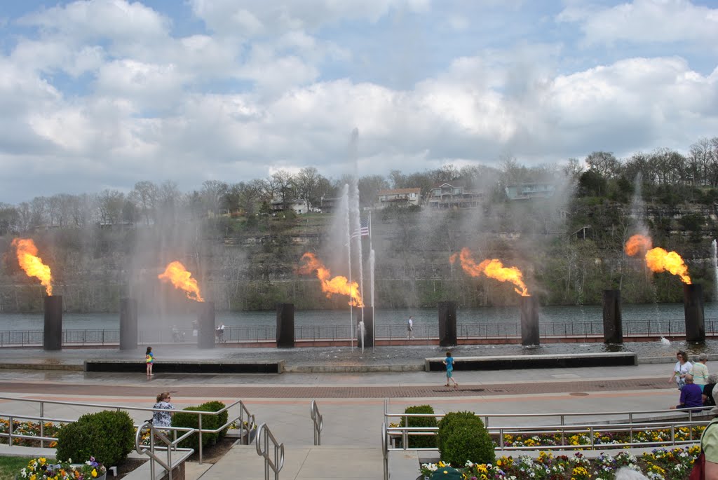 Branson fire and water show
