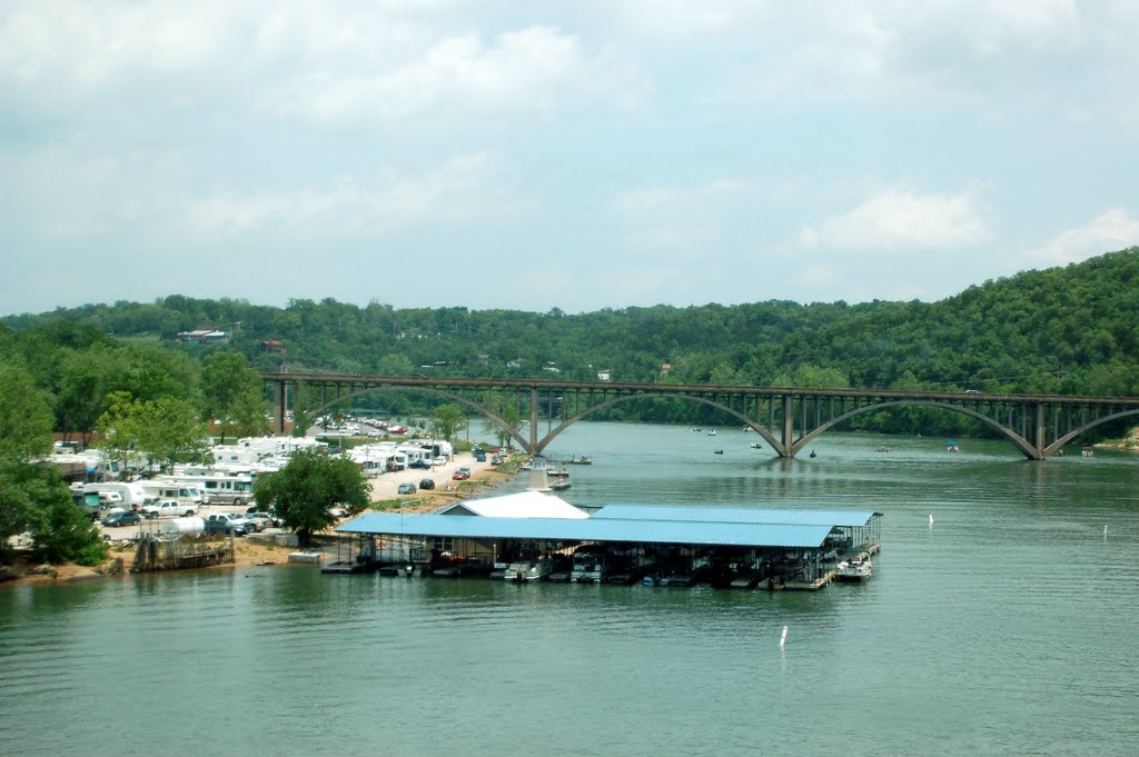 Lake Taneycomo at Branson, MO