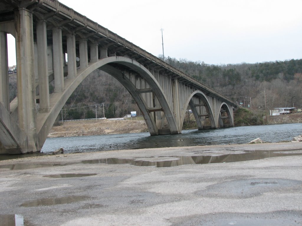 Lake Taneycomo; Branson, Missouri ~ 3.15.08