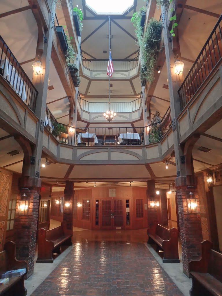 Le Chateau Village