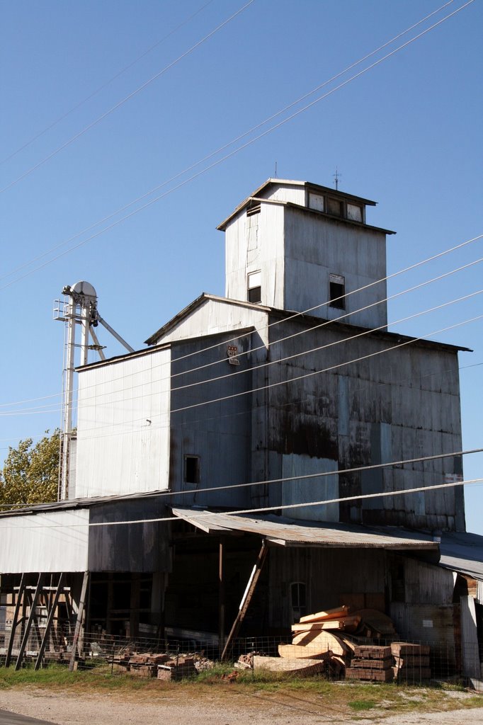Hermann seed storage (Missouri Farmers Association)