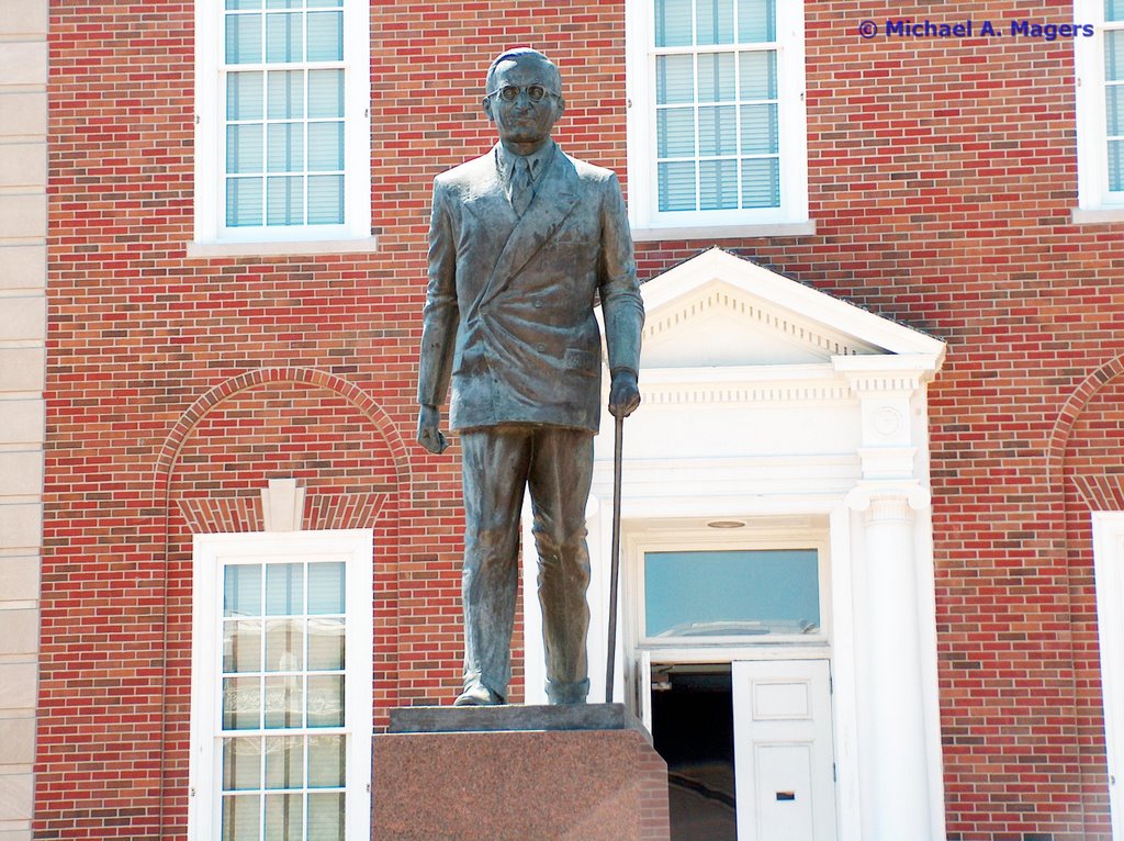 Harry S. Truman Statue, Independence Square