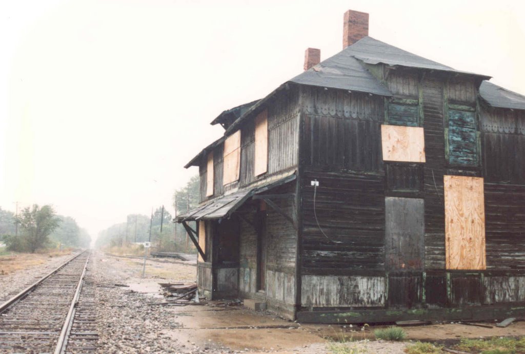 Chicago & Alton Depot -- before restoration [Independence, MO, USA]