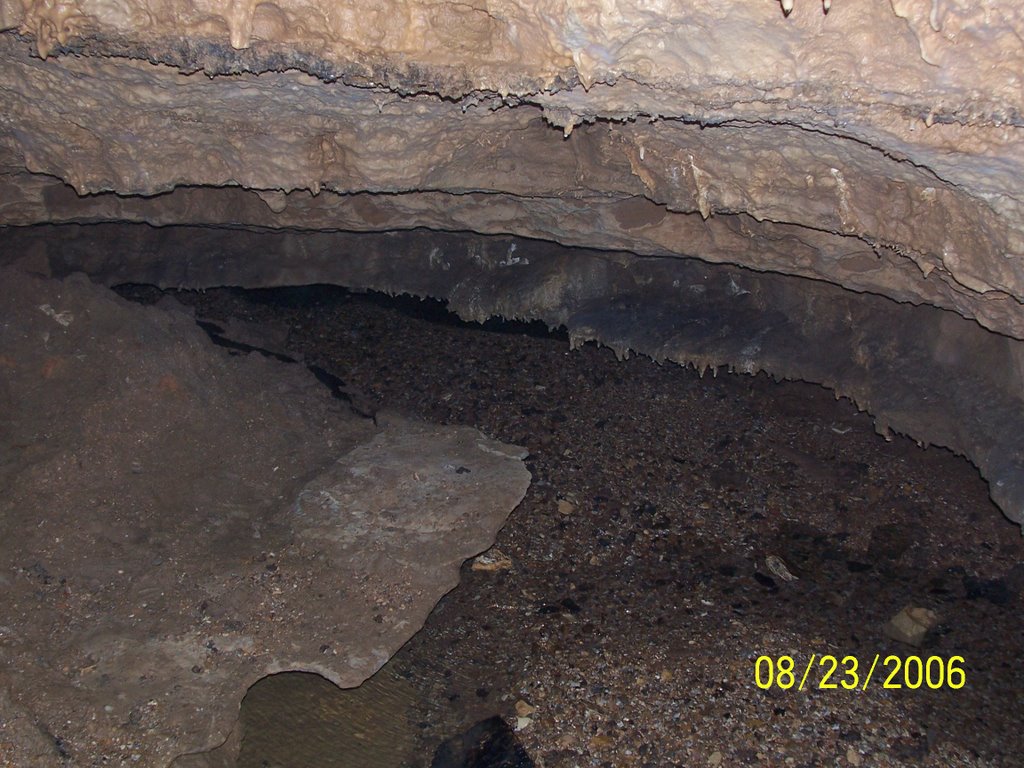 Ozark Cavern-inside