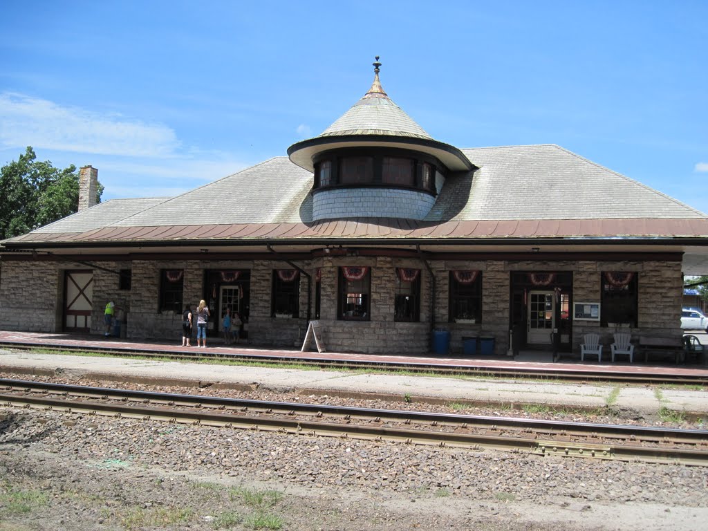 Kirkwood Amtrak Station
