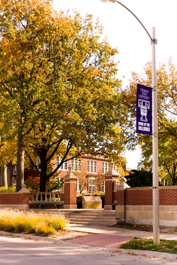 Truman State University North Entrance to Campus