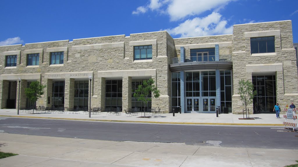 Brady Commons, University Bookstore, Mizzou