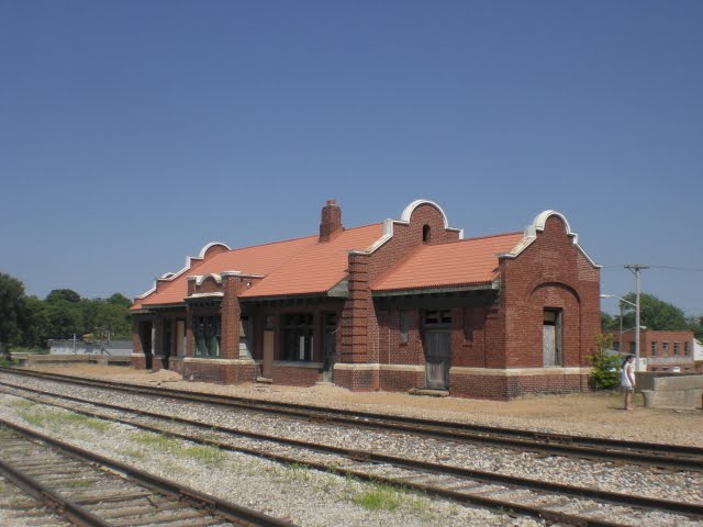 Marshall MO Railroad Depot