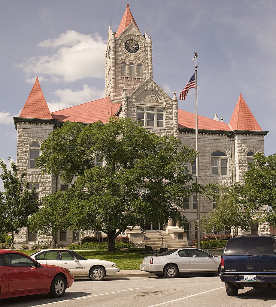 Courthouse Nevada MO