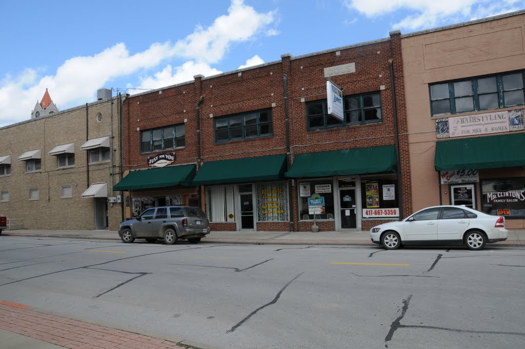 Street view in Nevada, MO