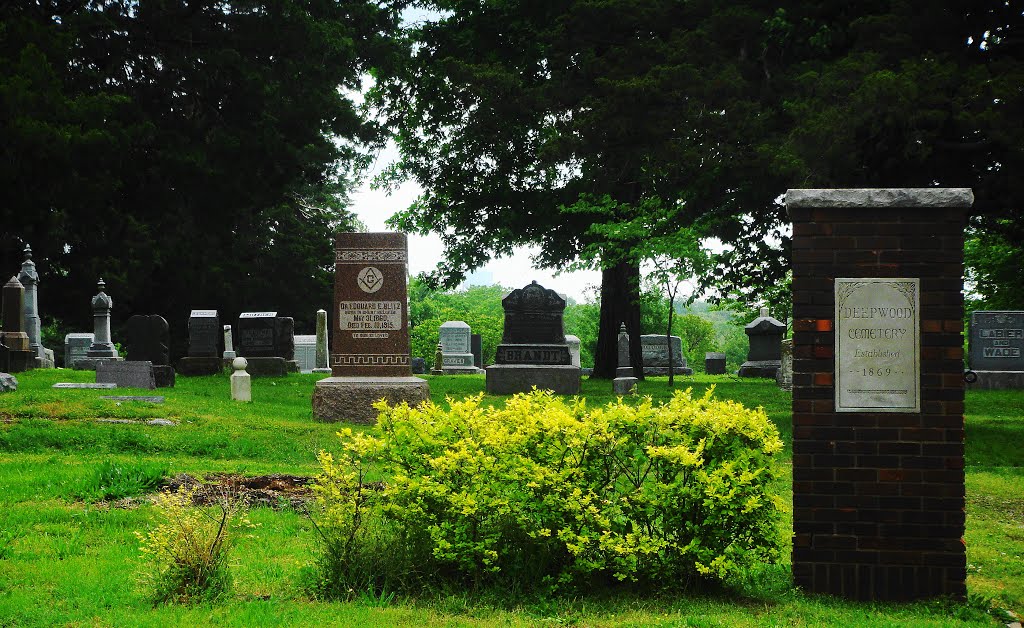 Deepwood Cemetery, Nevada MO