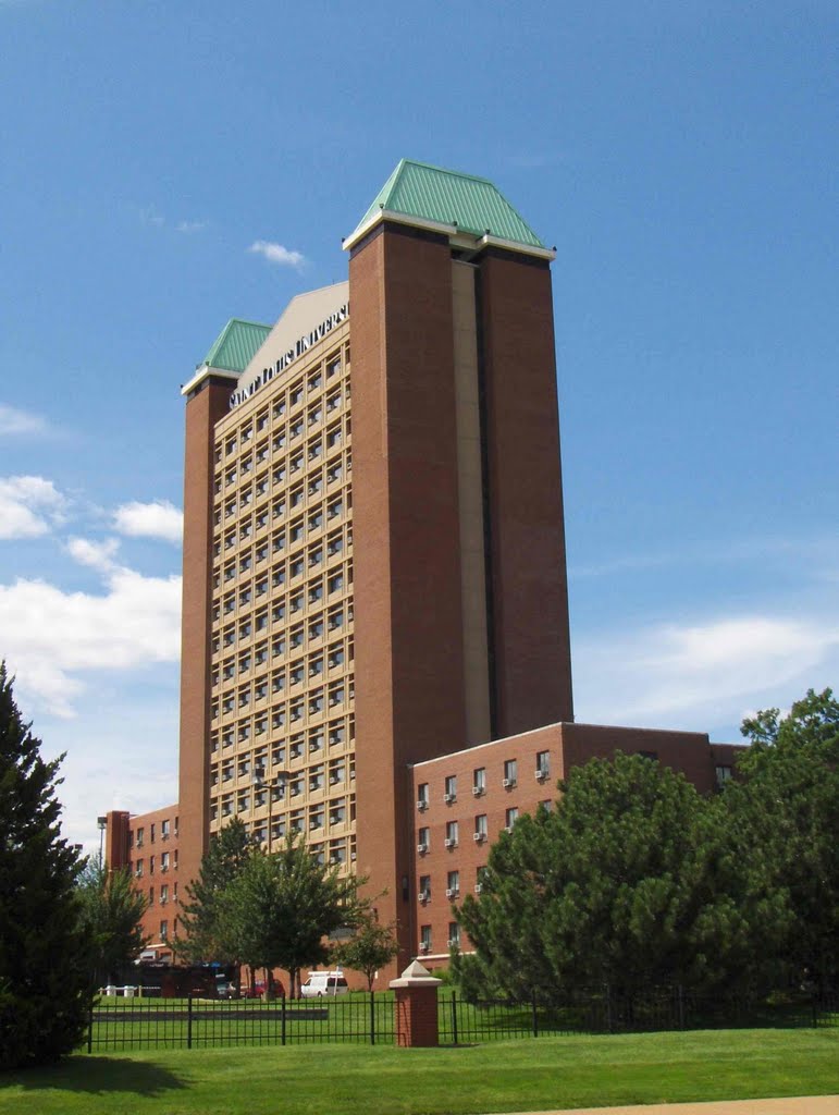 St. Louis University Griesedieck Hall, GLCT