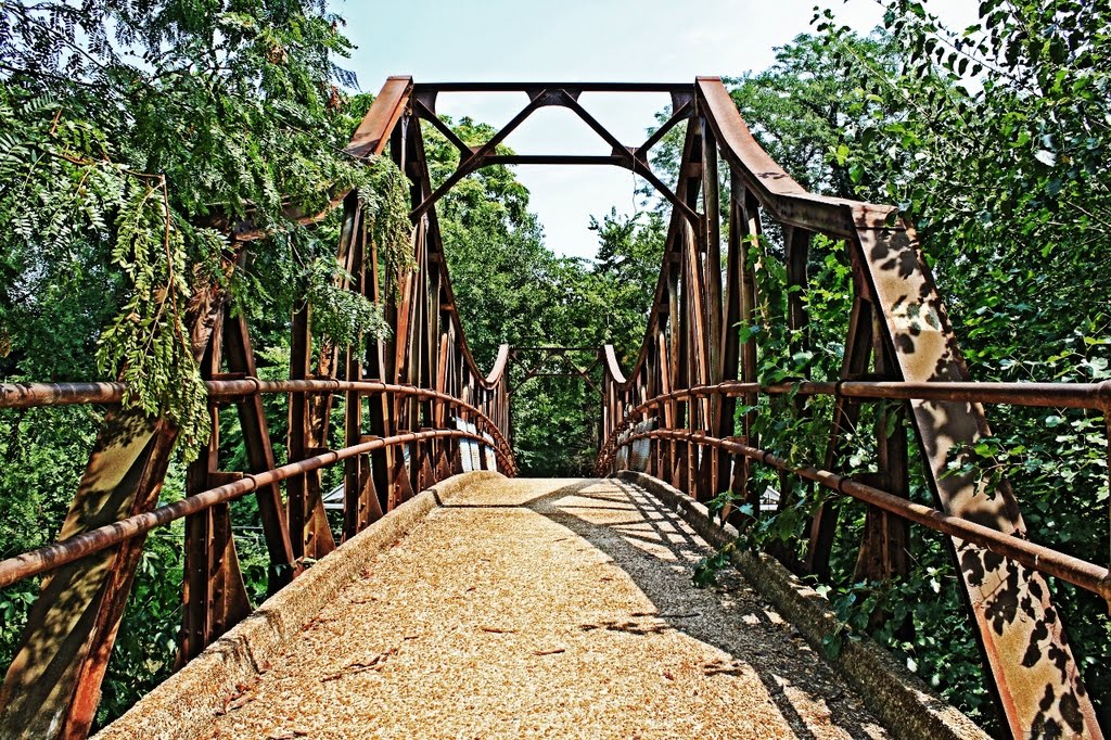 Metrolink Footbridge