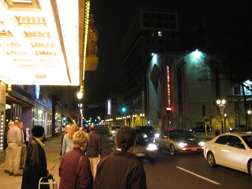 Outside the Fox after the show: 3-29-08