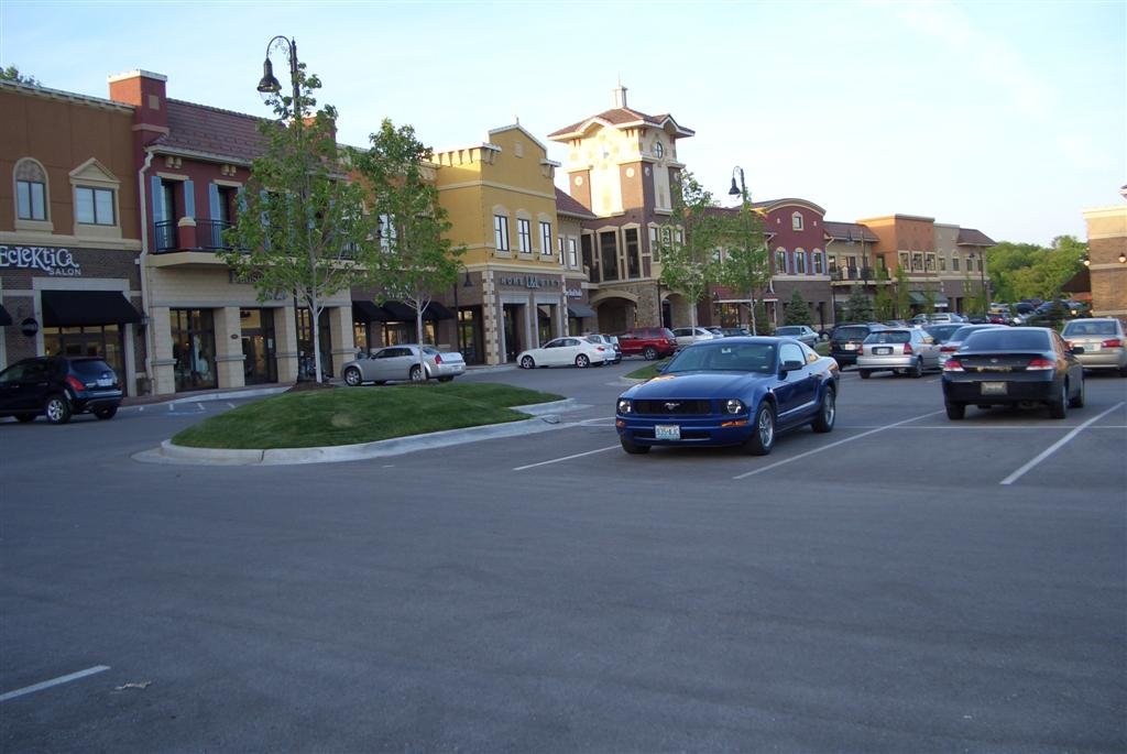 Briar Cliff Village shops, Kansas City, MO