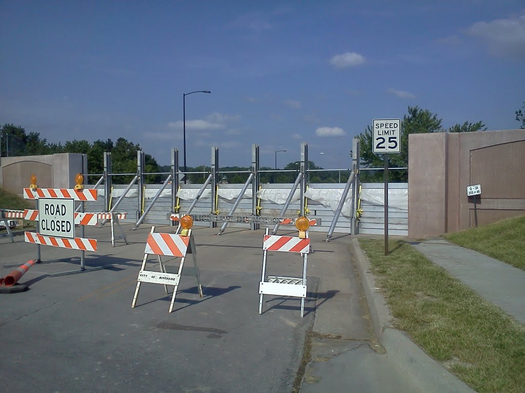 Riverside Flood Gate Q-3A