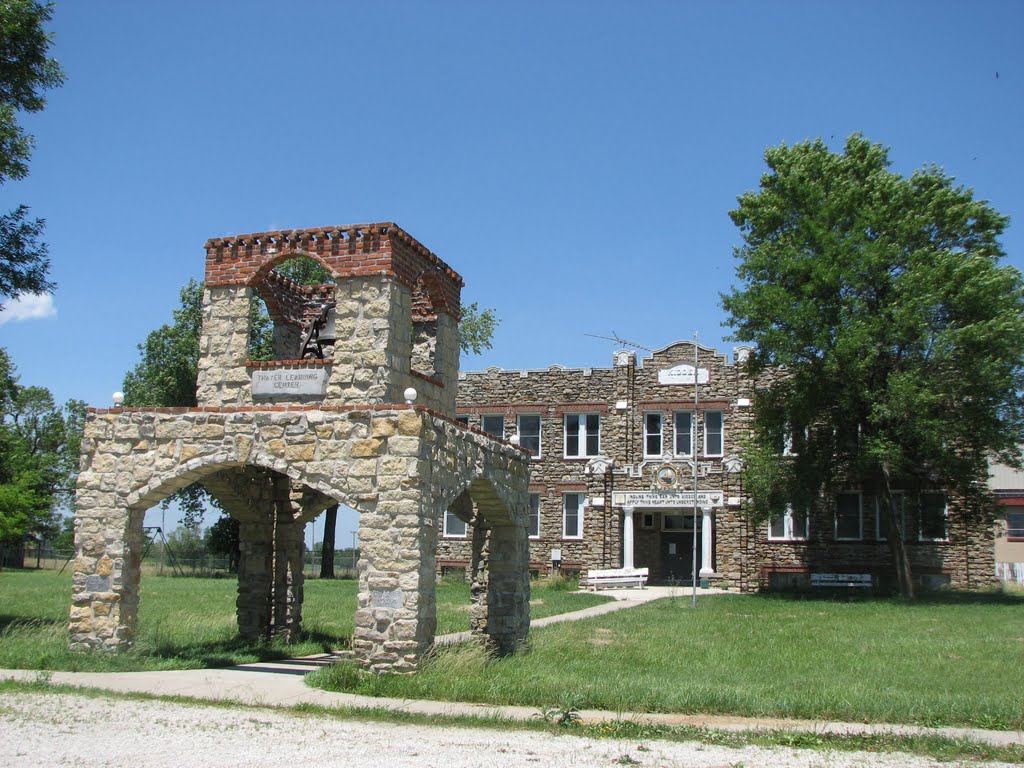 Thayer Learning Center in Kidder, MO