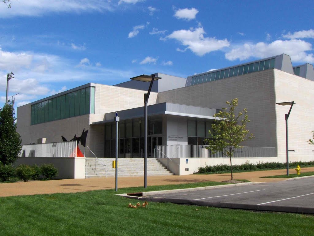 Washington University in St. Louis Kemper Art Museum, GLCT