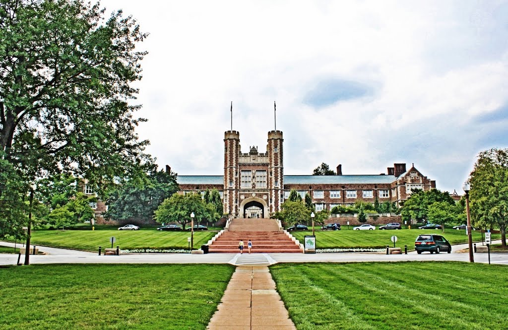 Brookings Hall - Built 1902 (Administrative Center for 1904 Worlds Fair)