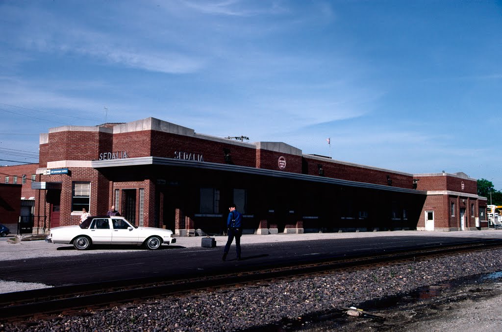 Amtrak MOPAC depot at Sedalia, MO