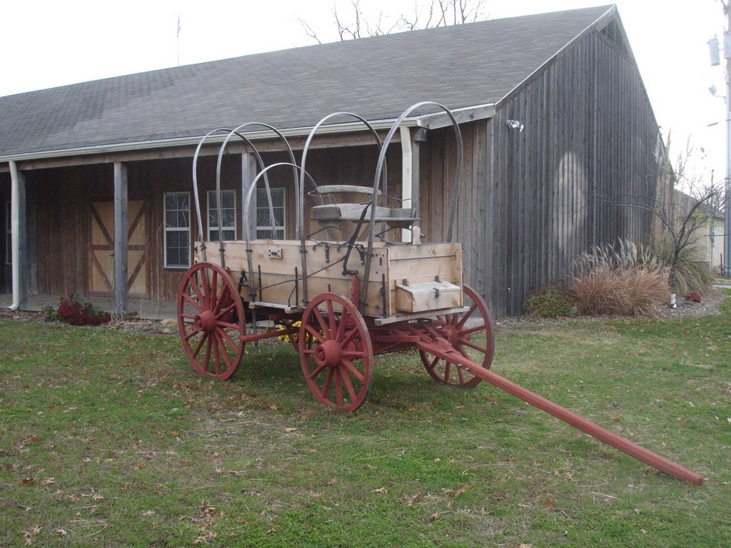 Covered wagon outside the Pony Express Museum