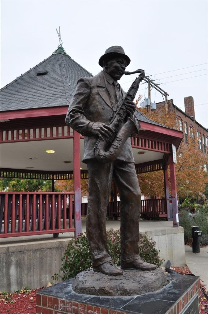 Body and Soul, Coleman Randolph Hawk Hawkins in bronze, St Joseph, MO