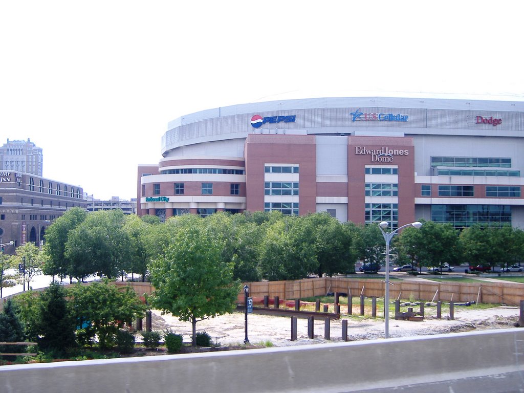 Edward Jones Dome