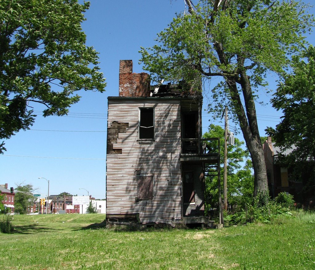 Skinny House in Old North
