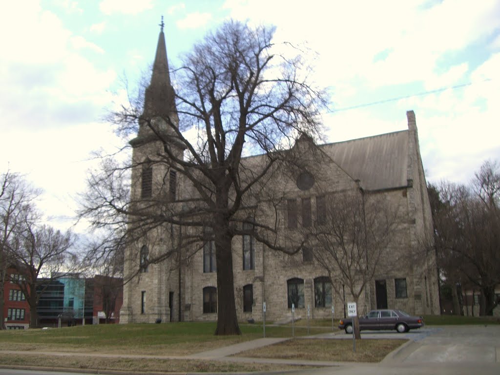 South side of Stone Chapel.  Note newer addition to Central HS at left.