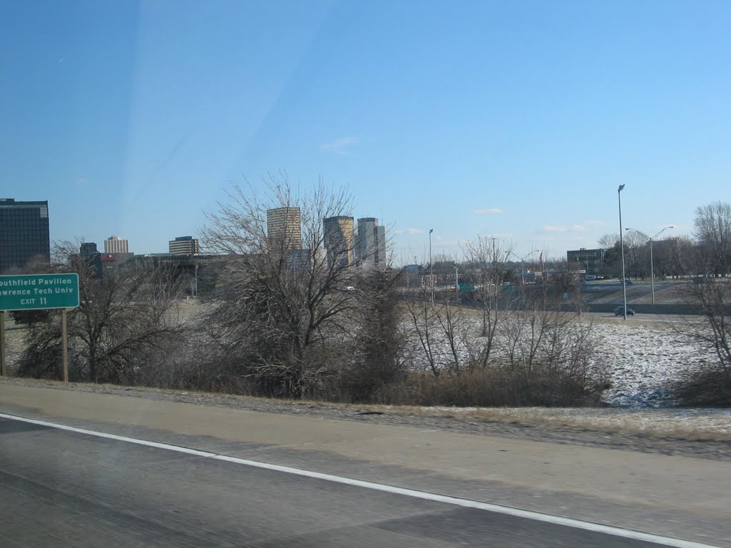 I-696