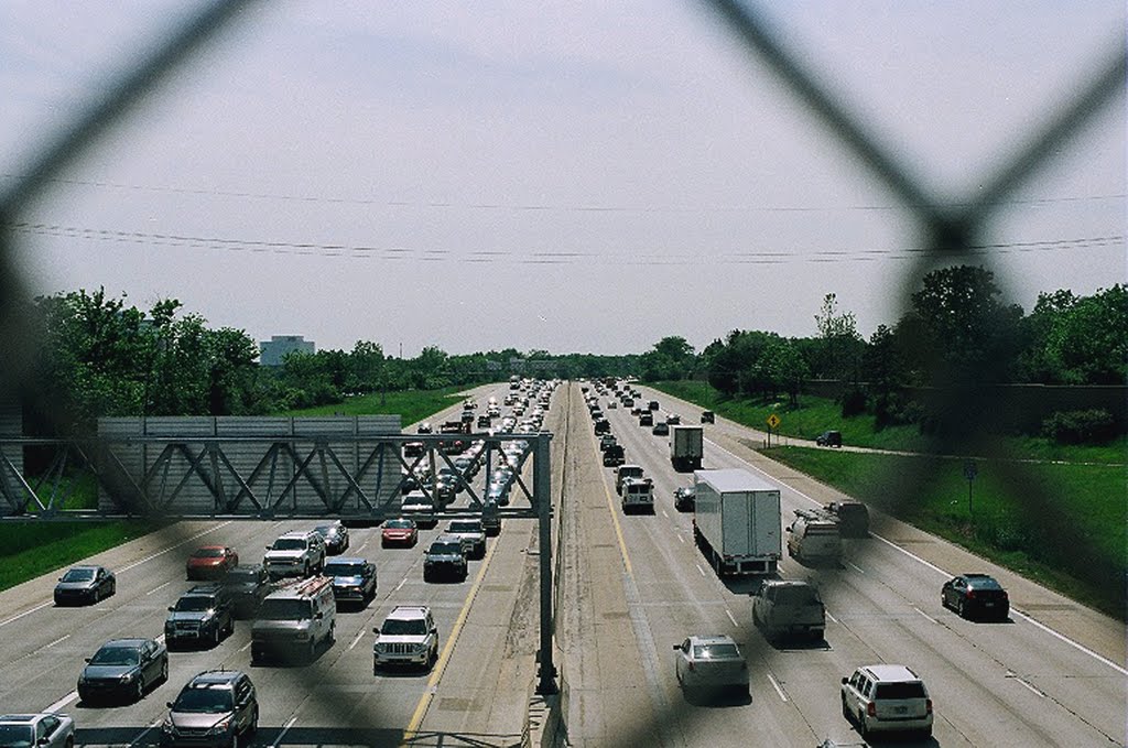 I-696 looking west from Franklin Rd bridge