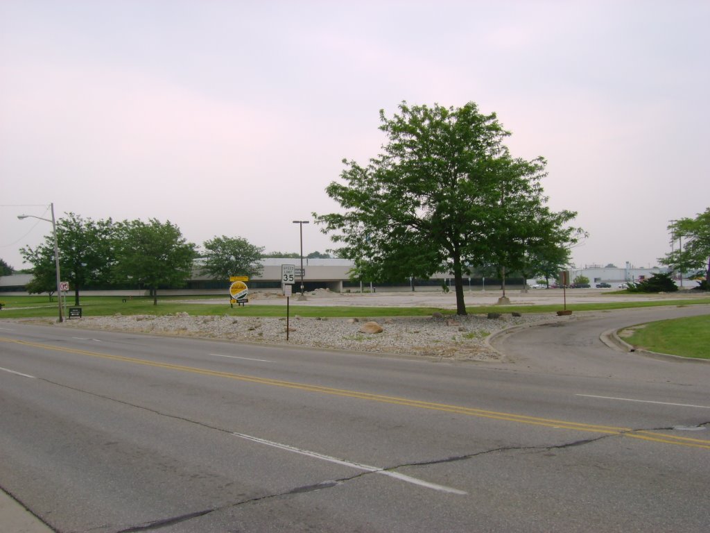 Delphi Tech Center 2008 looking SE