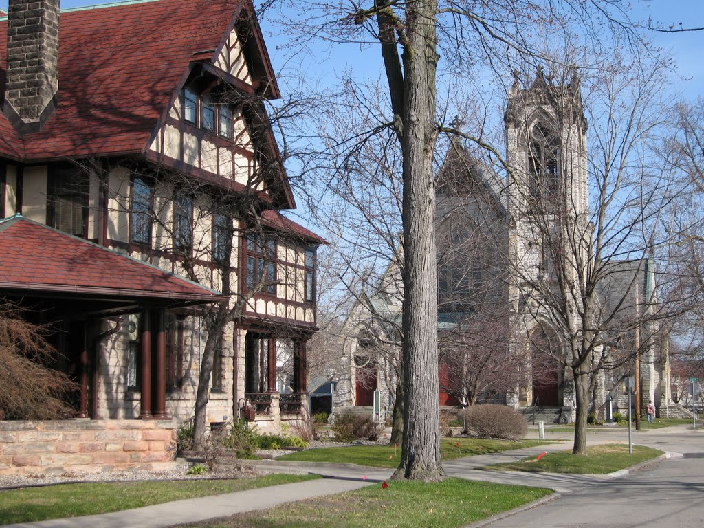 Curtiss House, c. 1892/Trinity Episcopal Church