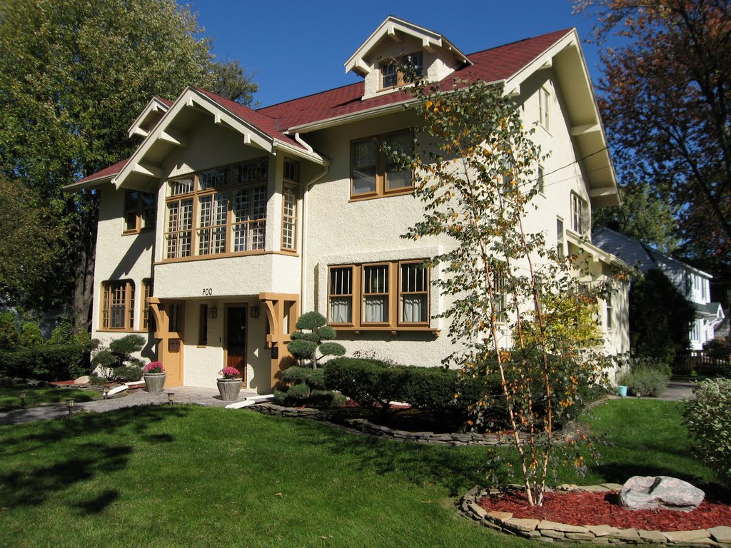 700 N. Johnson, Bay City, MI